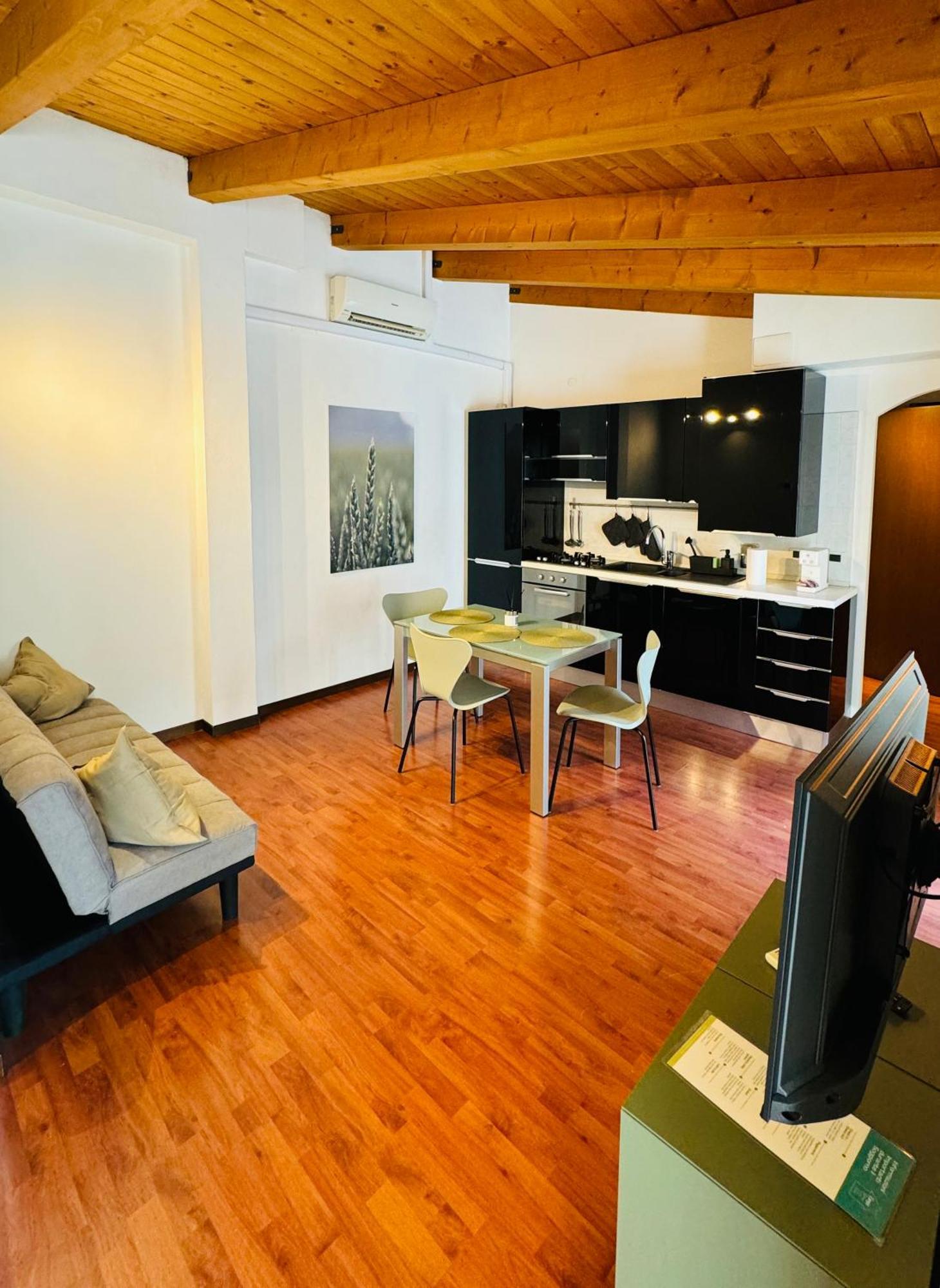 Crops City Stay Apartment 14 トリエステ エクステリア 写真